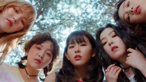red velvet wallpaper laptop|velvet red wallpaper plain.
